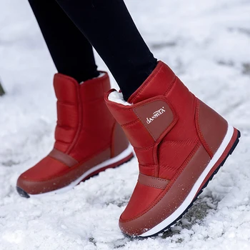 2020 Nové dámske čižmy teplé pohodlné hustú srsť zimné topánky ženy členkové topánky nepremokavé non-slip ploché červené topánky 76455